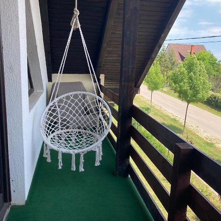 Karadi Apartman Zánka Eksteriør bilde